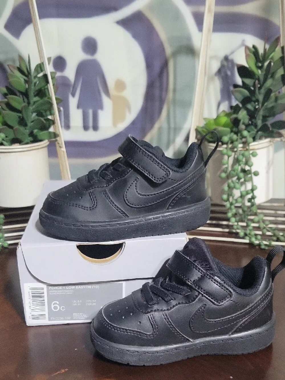 Nike all black
